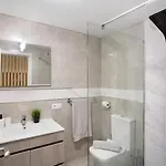 Apartment Blessed Holidays In A New And Equipped Apartment, Wi-fi