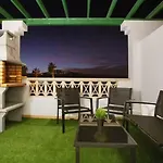 Apartment Blessed Holidays In A New And Equipped Apartment, Wi-fi *