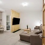 Apartment Blessed Holidays In A New And Equipped Apartment, Wi-fi *